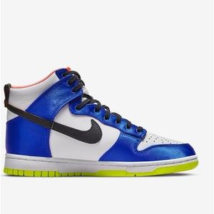 Womens Nike dunk high size 8.5 brand new in box.